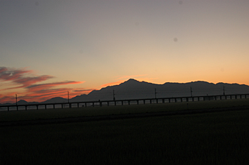 朝の米山