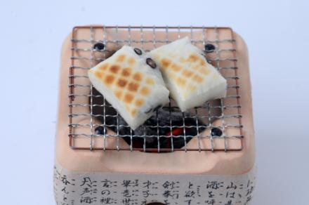 黒豆餅 (470g 8枚入り)